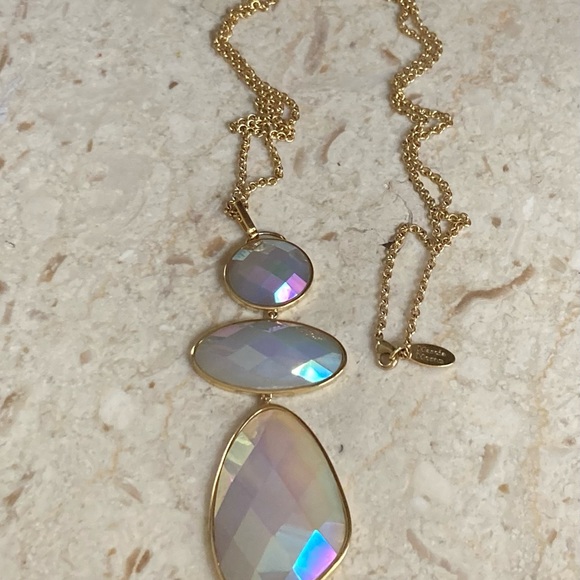 Marcia Moran Faceted MOP Style Pendant Necklace - Picture 3 of 10